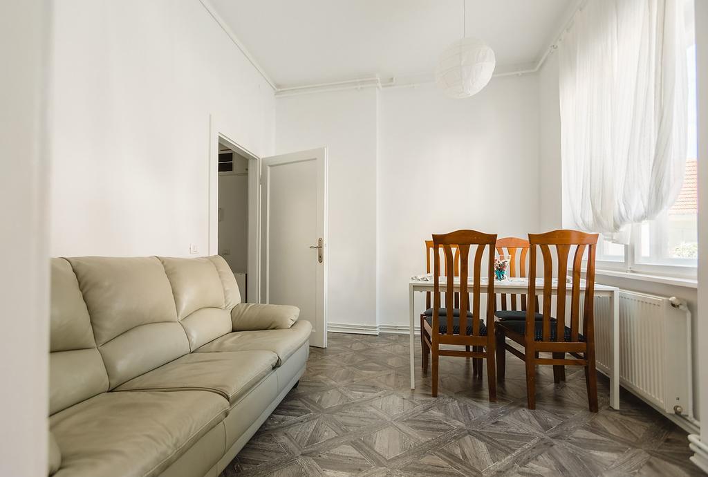 M&F Apartment براشوف المظهر الخارجي الصورة