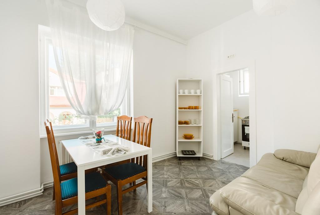 M&F Apartment براشوف المظهر الخارجي الصورة